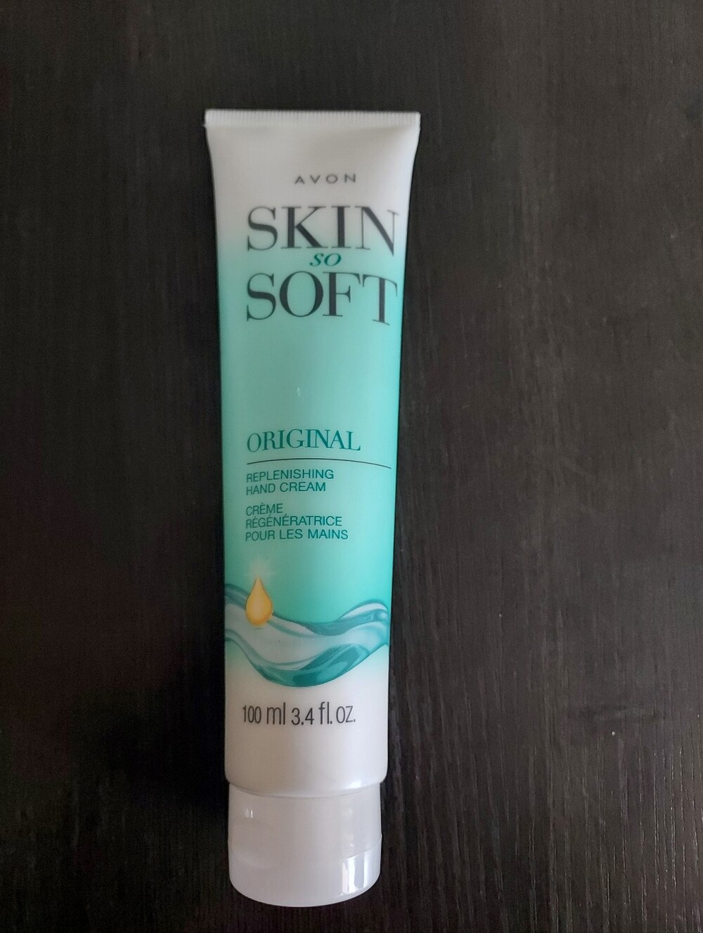 Avon Skin So Soft Original Hand Cream - Aqua Green Tube